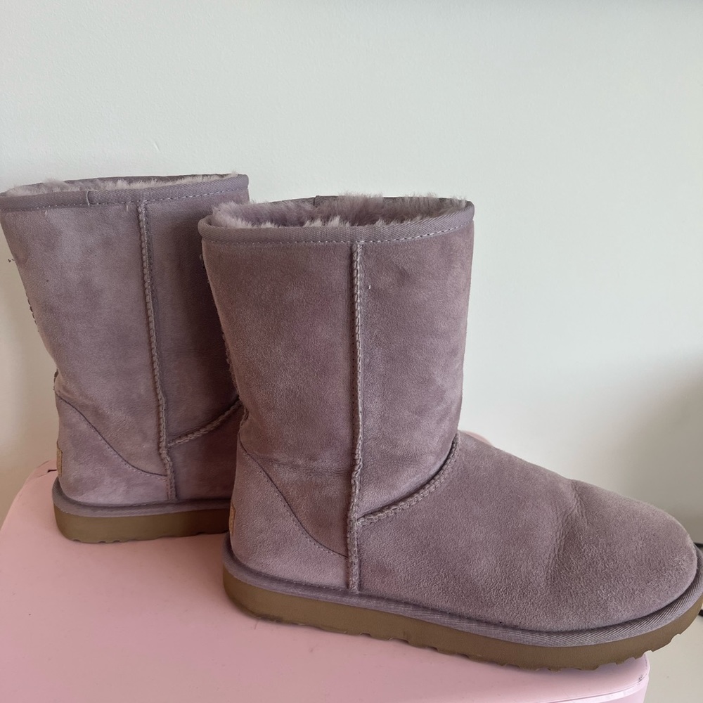 UGG Classic Short II Dusk | Size Woman’s 10